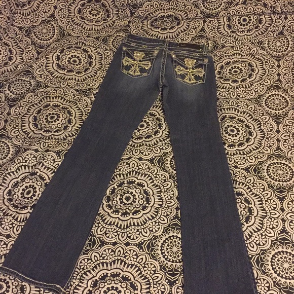 Jeans - Picture 2 of 6